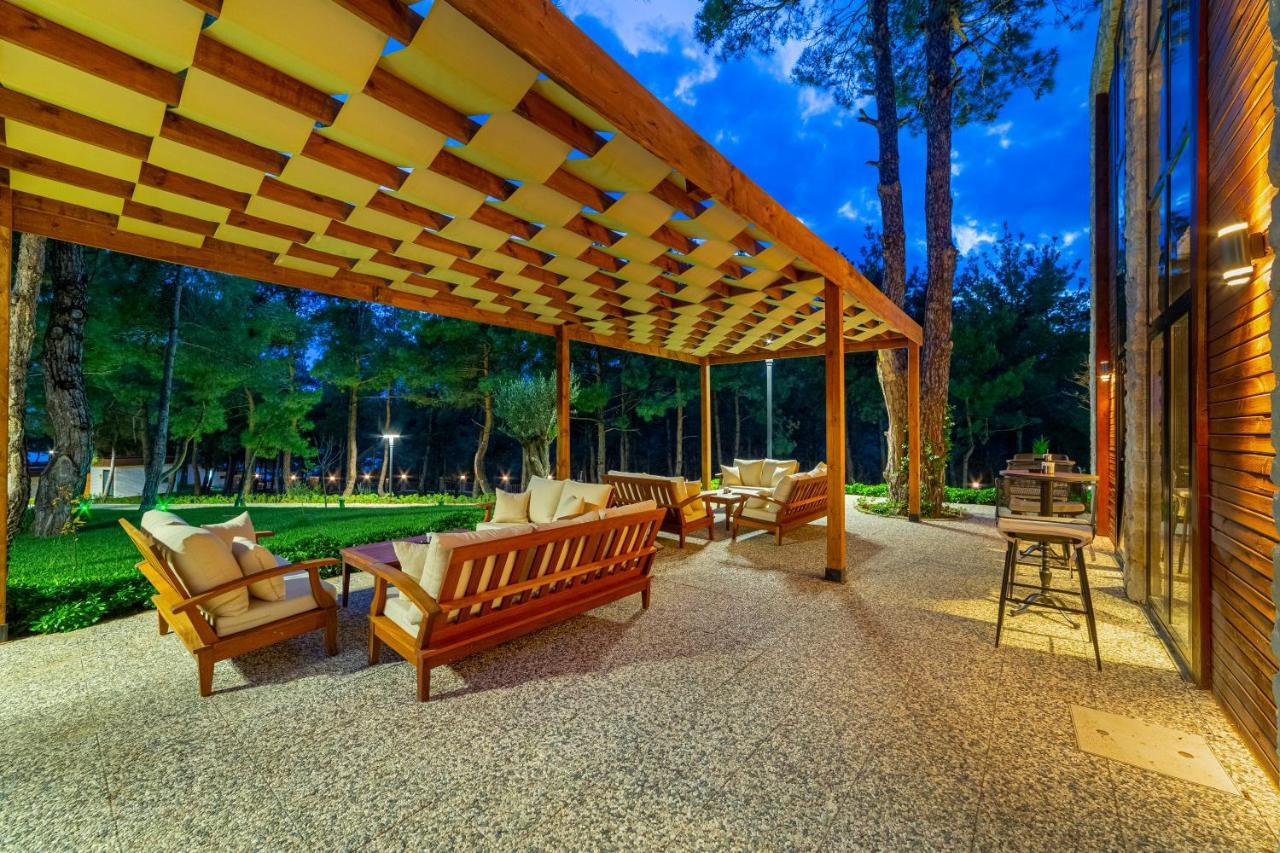 Marisstone Hotels Mecidiye ภายนอก รูปภาพ