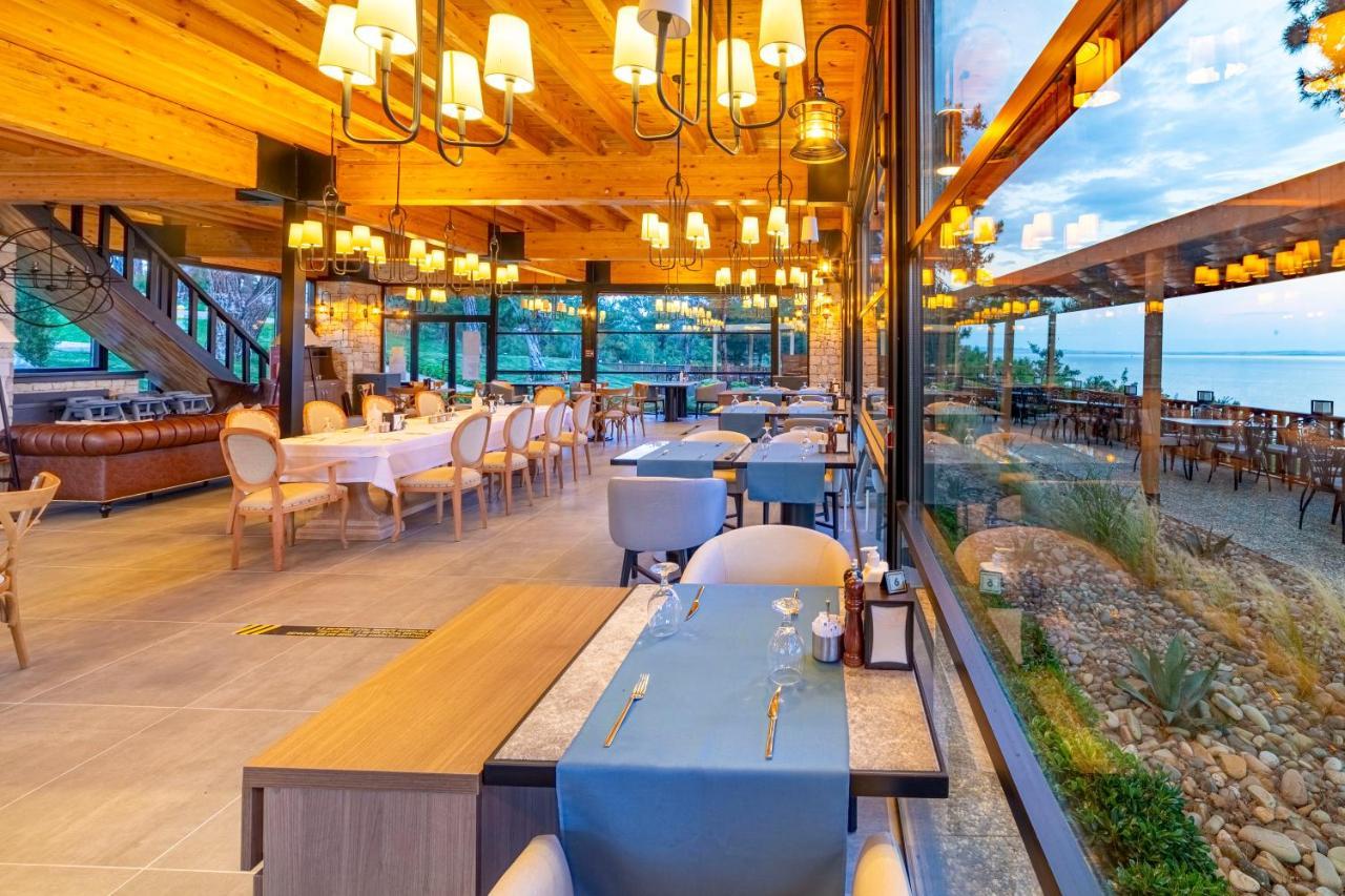 Marisstone Hotels Mecidiye ภายนอก รูปภาพ