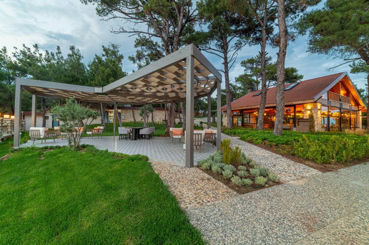 Marisstone Hotels Mecidiye ภายนอก รูปภาพ